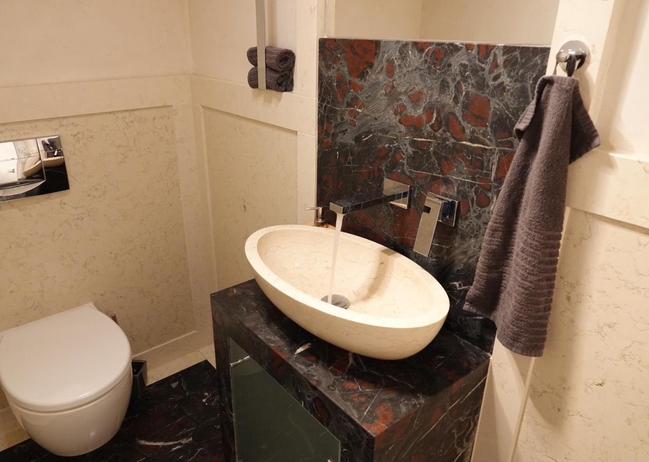 Luxus Loft Ueber Den Daechern Von Roding Bagian luar foto